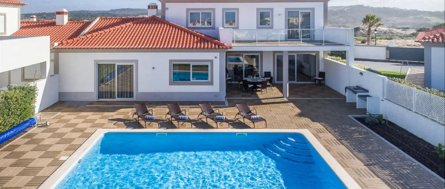 Villa Lourdes · Villa and private pool