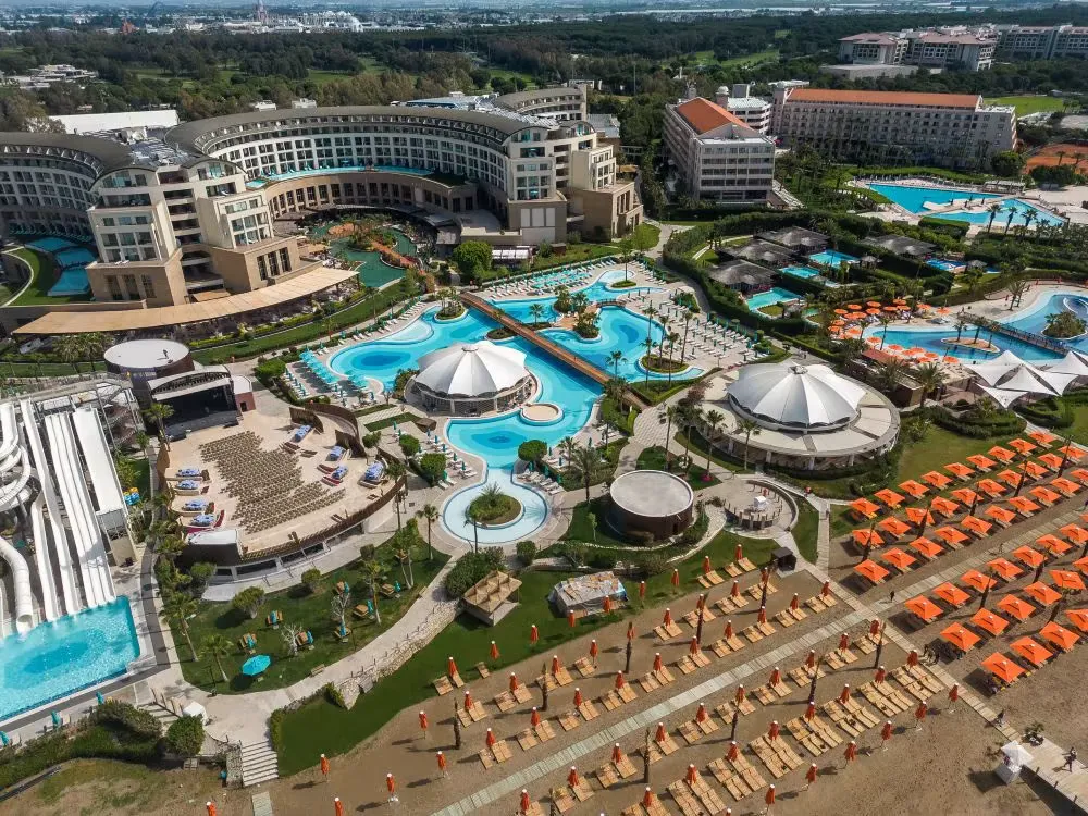 Kaya Palazzo Golf Resort · photograph 1