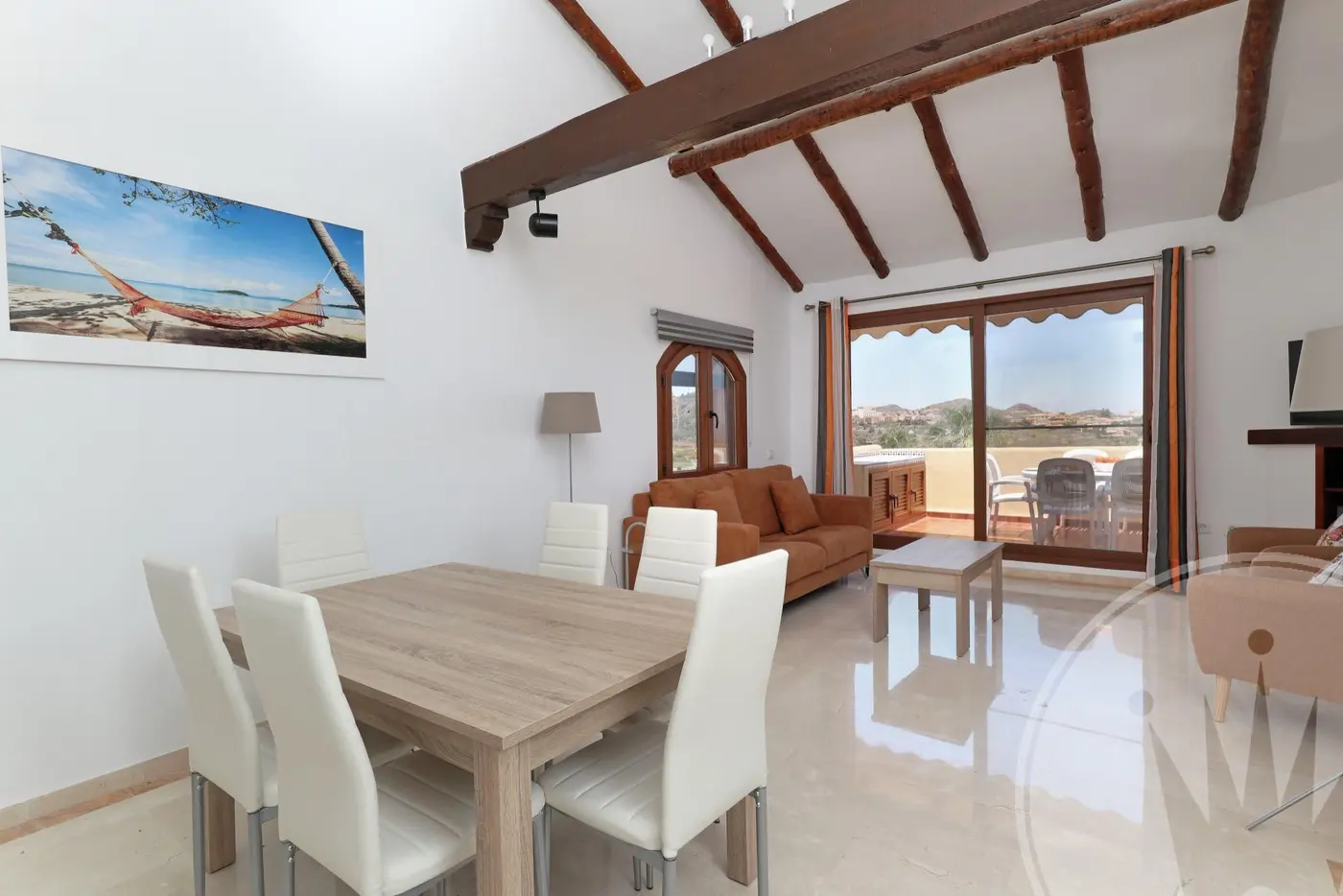 Las Palmeras 562 · property photograph 1