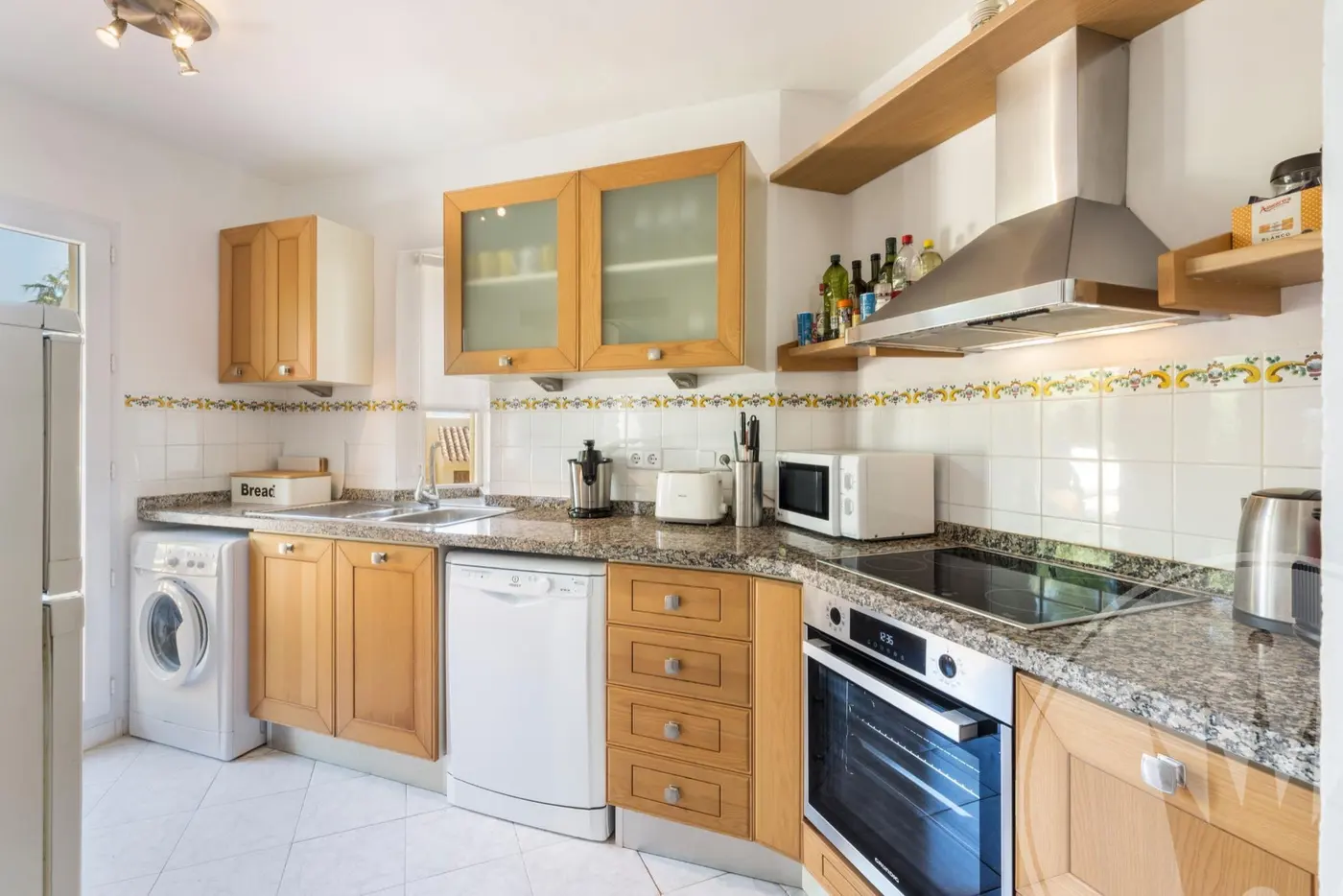 Los Molinos 607 · property photograph 2