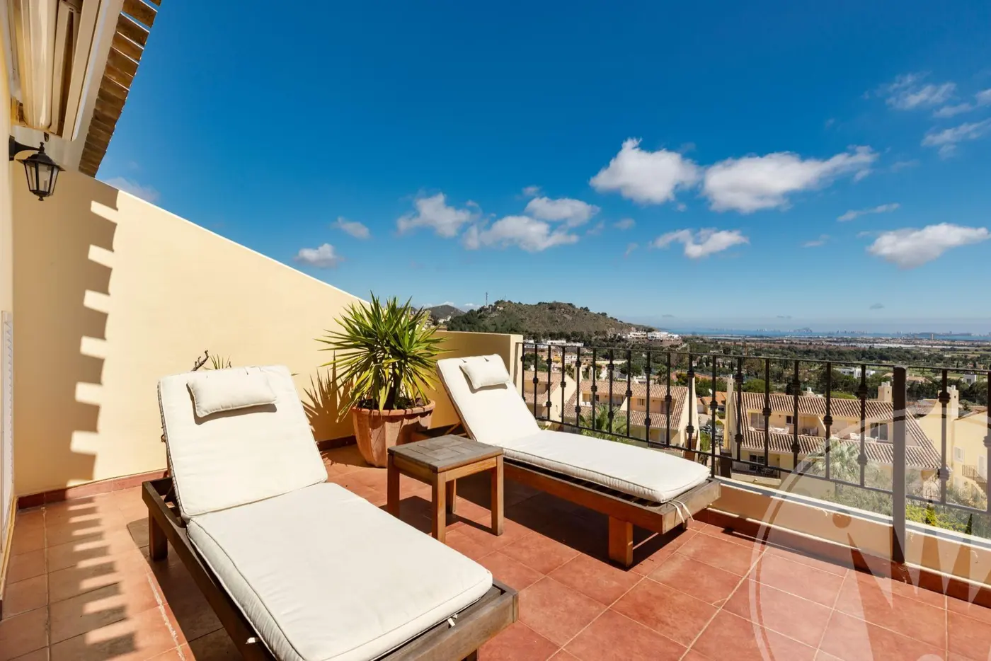 Los Olivos 597 · property photograph 1