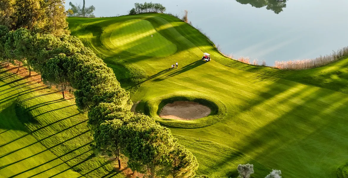 Kaya Palazzo Golf Club · waterside green