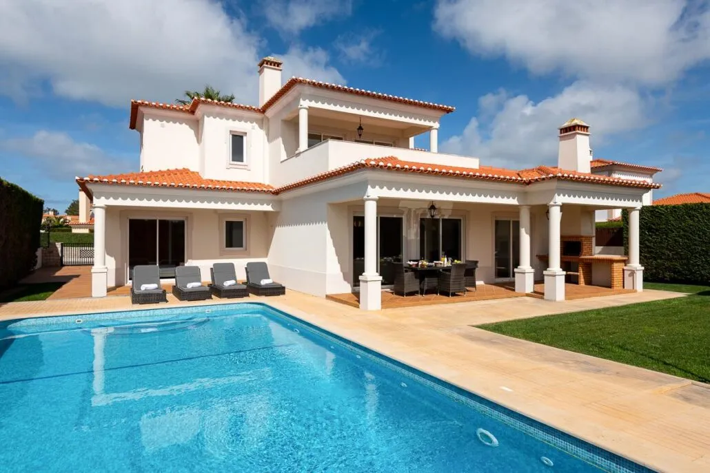 Garden Villa · property photograph 2